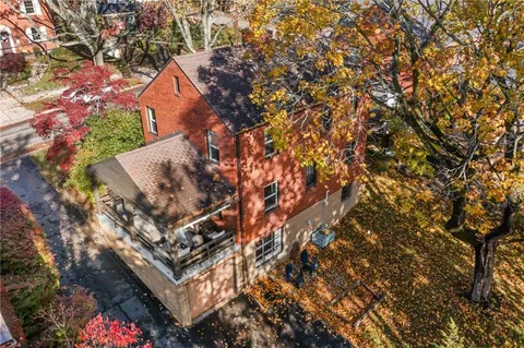 a picture of flowers