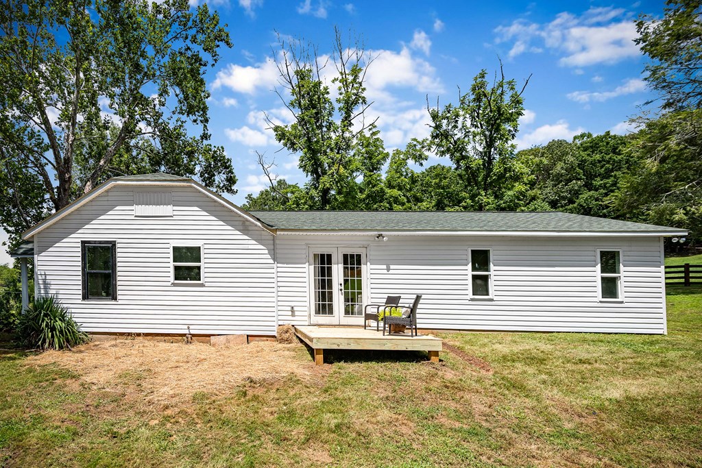 1281 Deavers Road Blairsville, GA 30512 - Photo 19 of 90 Gallery Image 19