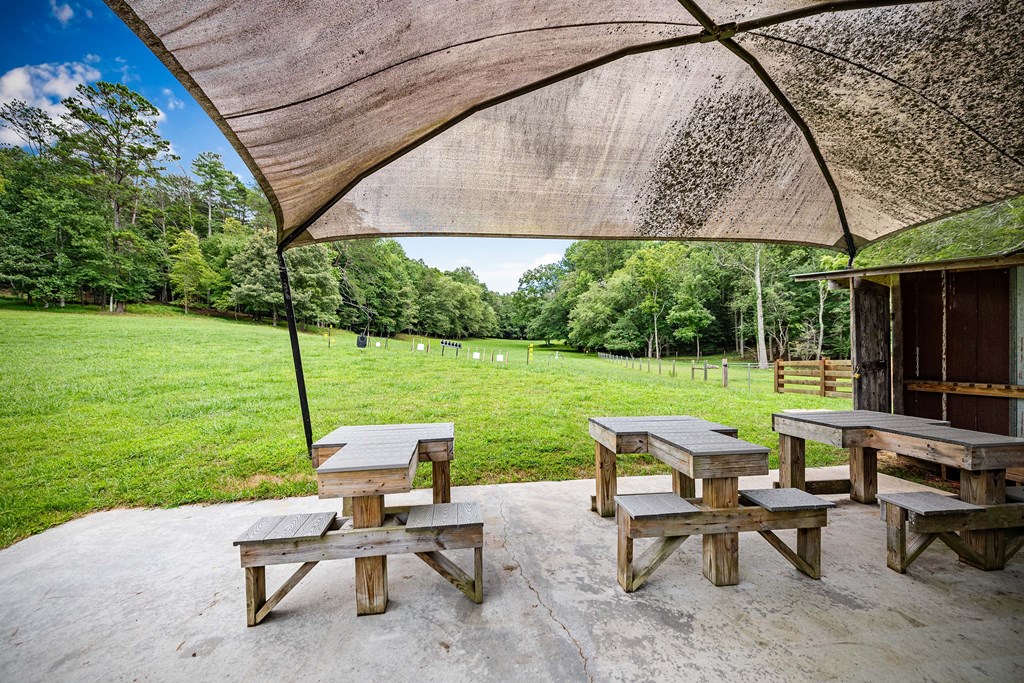 1281 Deavers Road Blairsville, GA 30512 - Photo 24 of 90 Gallery Image 24