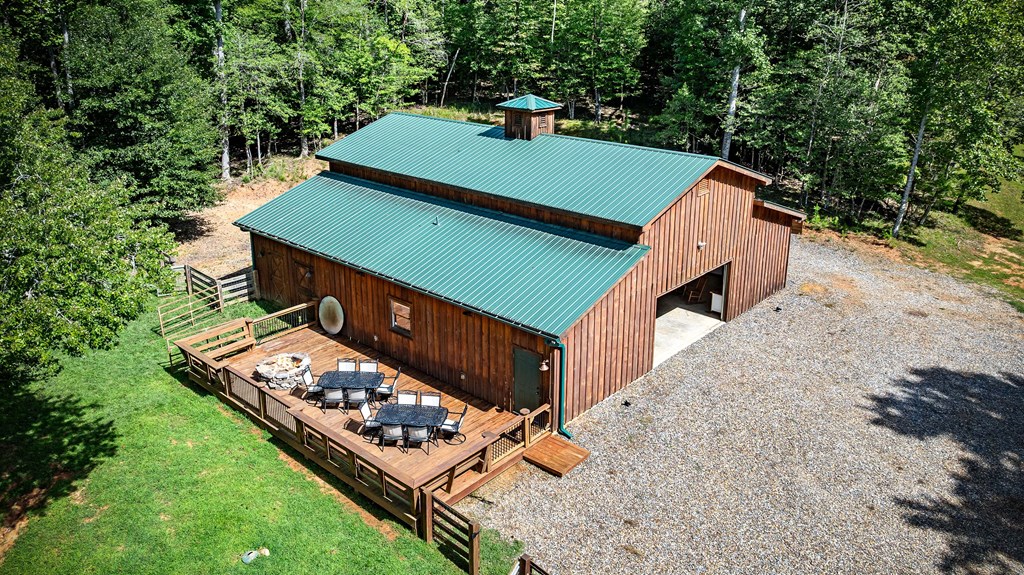 1281 Deavers Road Blairsville, GA 30512 - Photo 4 of 90 Gallery Image 4