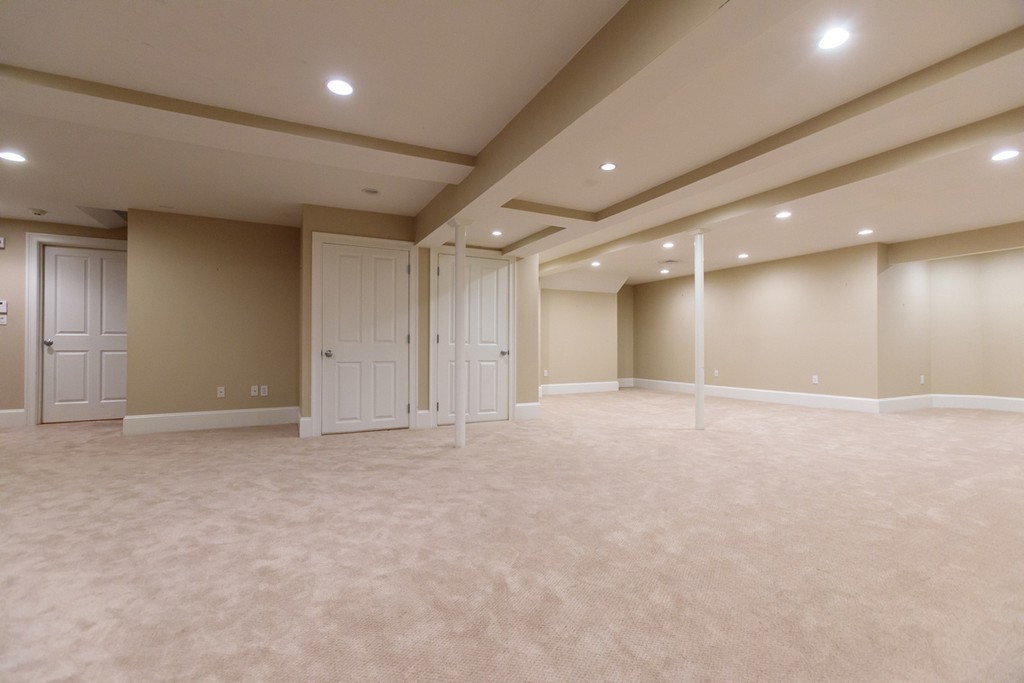 21 Parker Road Wellesley, MA 02482 - Photo 12 of 16