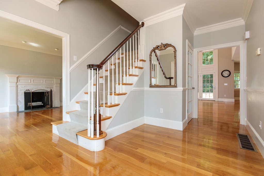 21 Parker Road Wellesley, MA 02482 - Photo 3 of 16