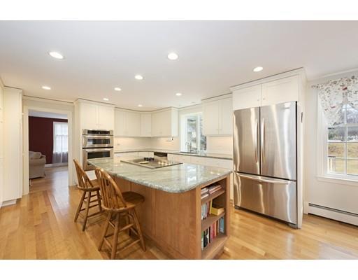 11 Schooner Ridge Marblehead, MA 01945 - Photo 3 of 24 Gallery Image 3