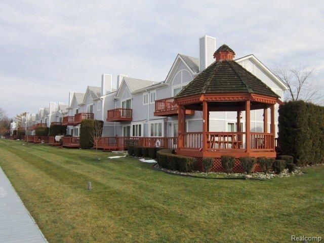 103 Milton Road Algonac, MI 48001 - Photo 2 of 22 IMG_0264 (Small).JPG