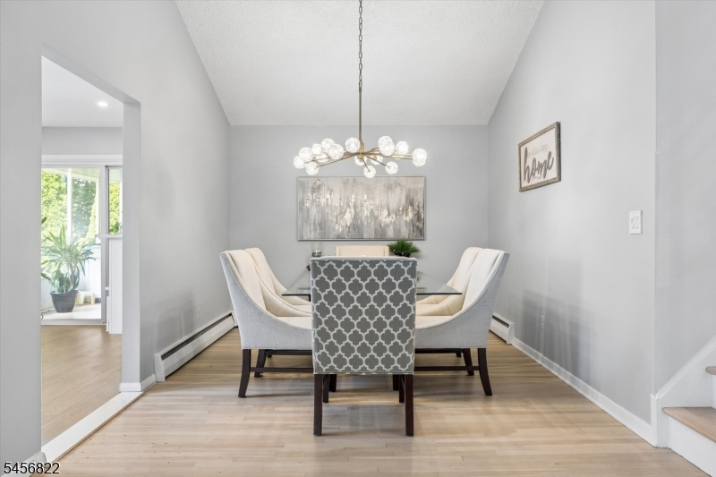 11 Surrey Lane Springfield, NJ 07081 - Photo 4 of 16 Gallery Image 4