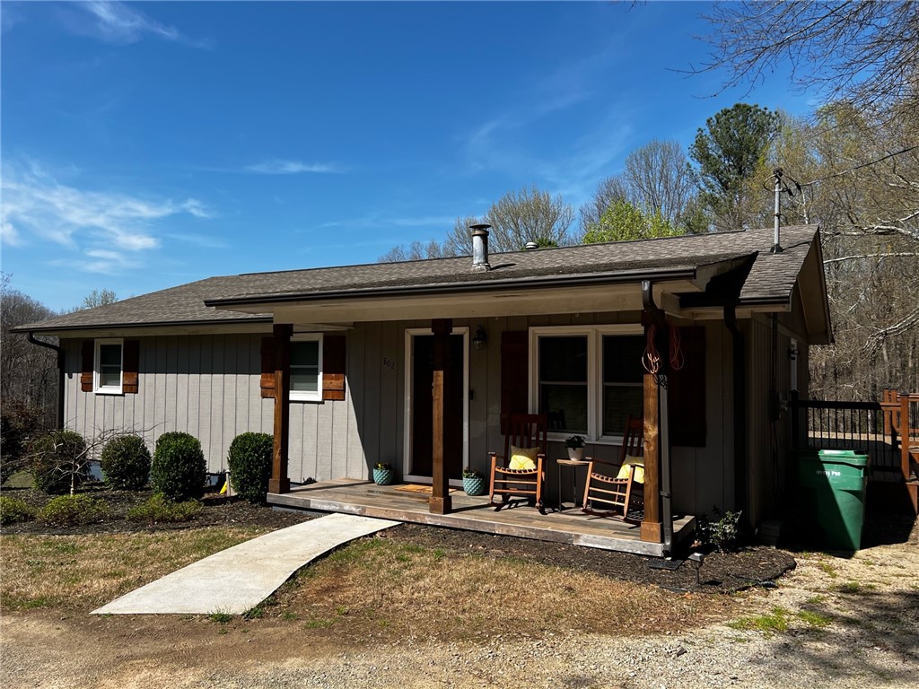 802 Dovetown Road Royston, GA 30662 - Photo 3 of 27