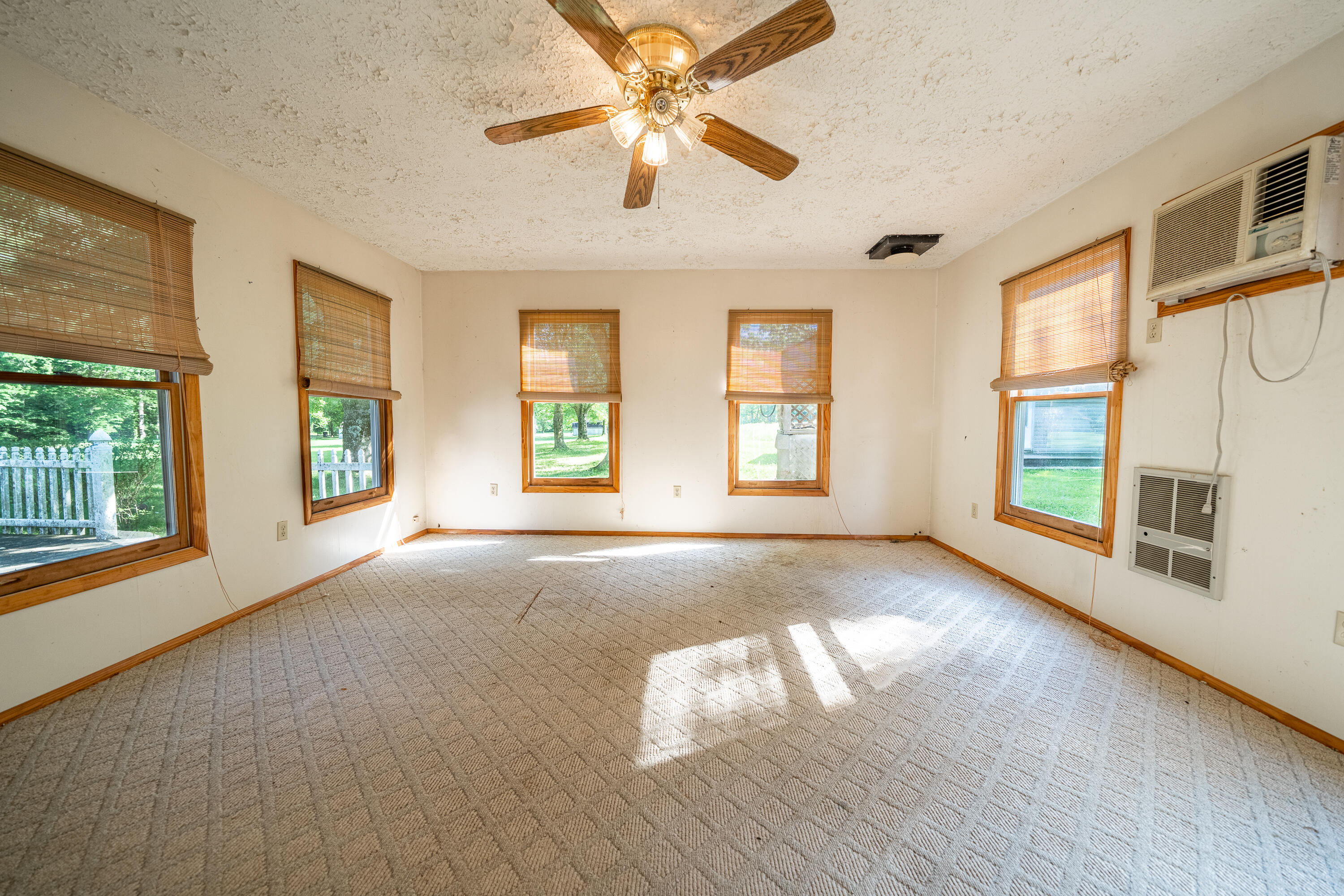 1214 Elklick Road Morehead, KY 40351 - Photo 10 of 77 A7405484-HDR