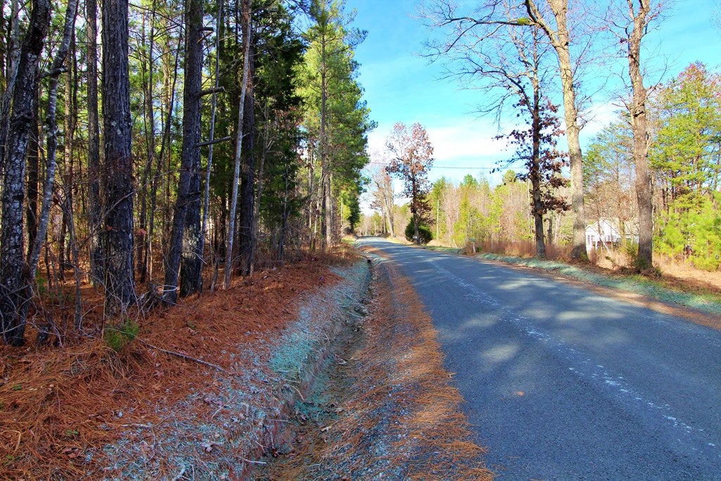 Cub Creek Road, Unit 9 Appomattox, VA 24522 - Photo 2 of 4 Gallery Image 2