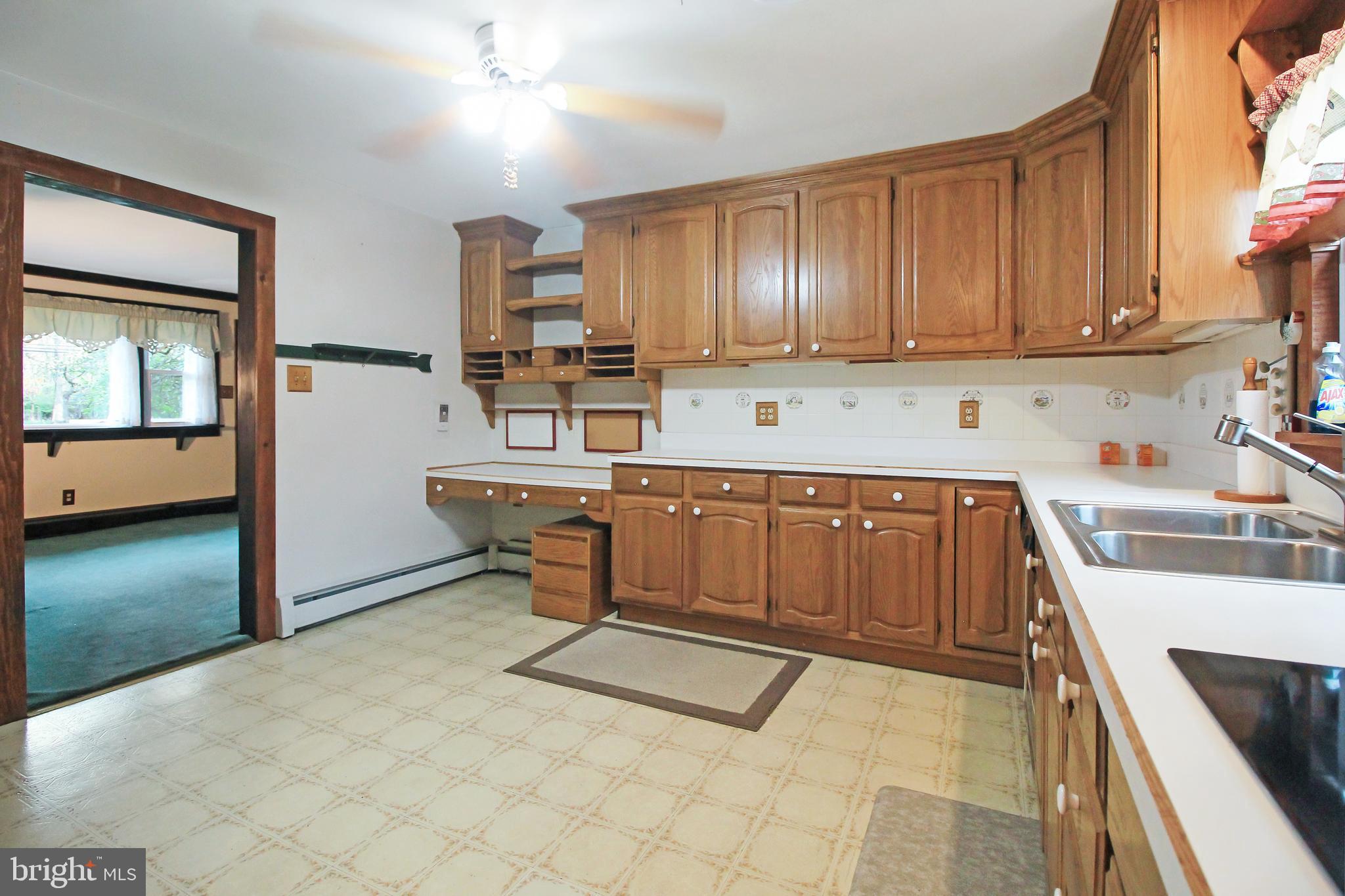 607 North Wales Road North Wales, PA 19454 - Photo 16 of 31