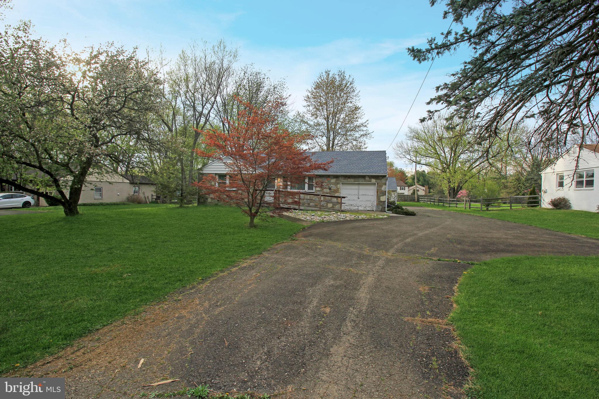 607 North Wales Road North Wales, PA 19454 - Photo 4 of 31