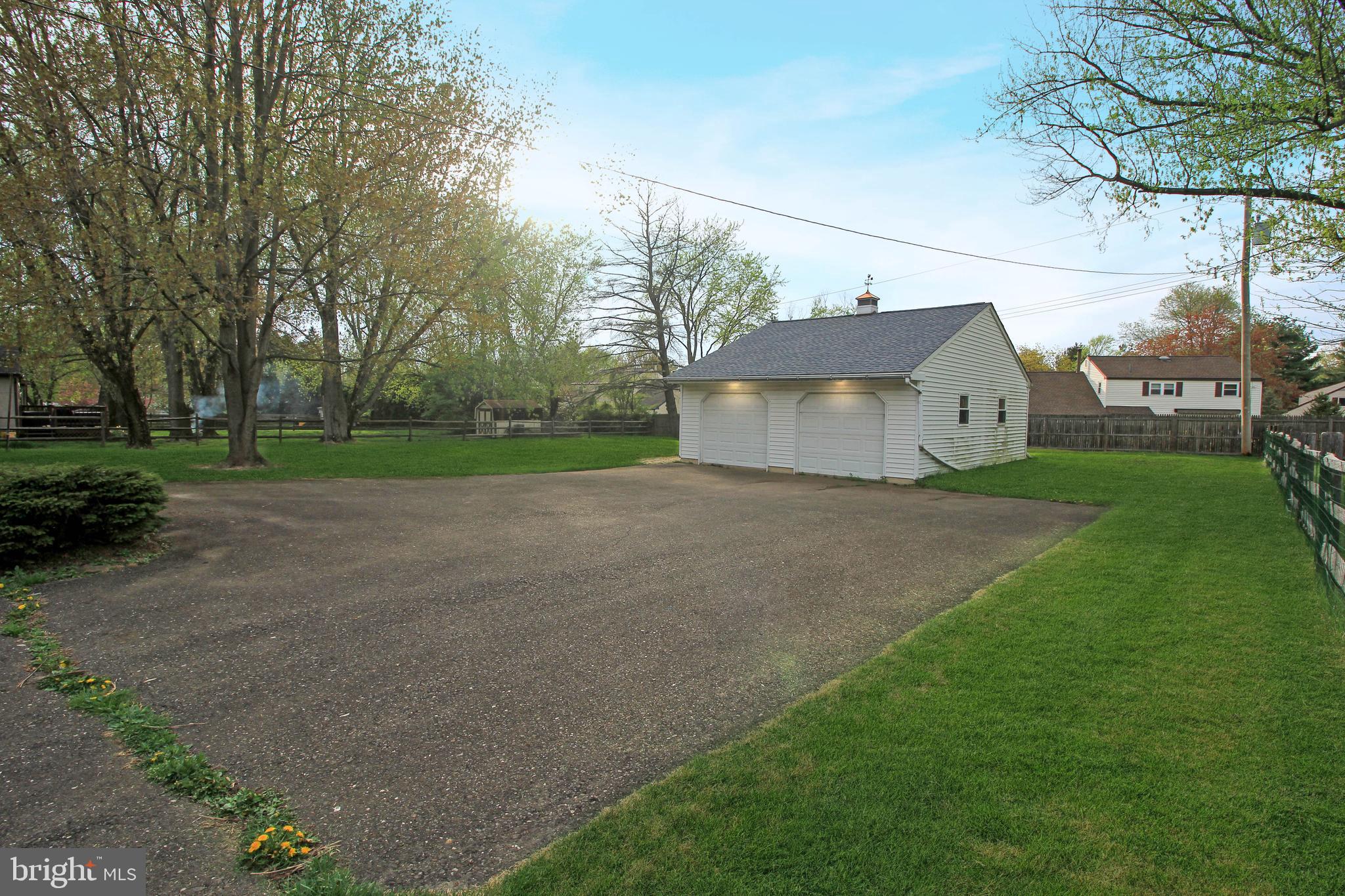 607 North Wales Road North Wales, PA 19454 - Photo 5 of 31