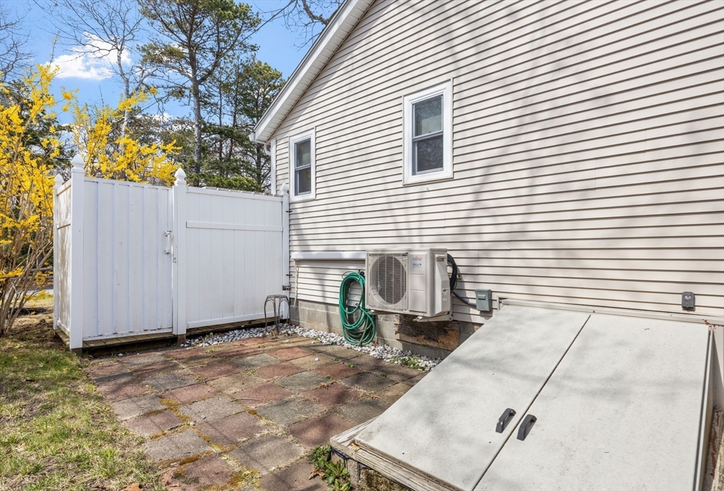 25 Clover Lane Mashpee, MA 02649 - Photo 26 of 37