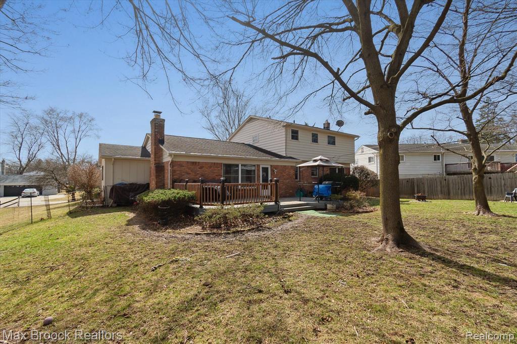 30244 Barwell Road Farmington Hills, MI 48334 - Photo 37 of 44