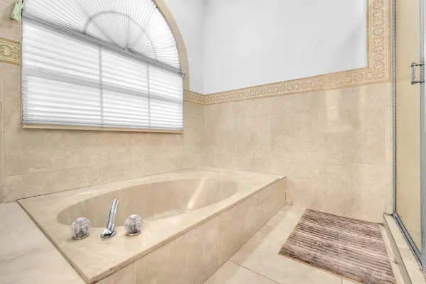 $3,495 | 22710 Meridiana Drive, Boca Raton, FL 33433