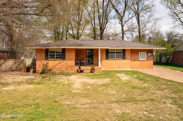 $210,000 | 205 Holiday Drive, Jackson, TN 38305