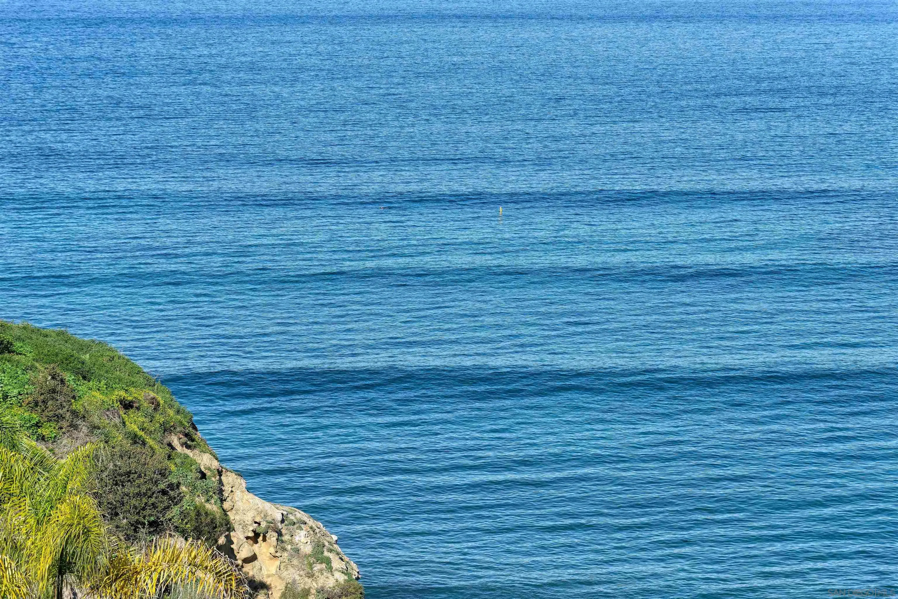 7825 Prospect Place La Jolla, CA 92037 - Photo 28 of 32 a view of a lake view
