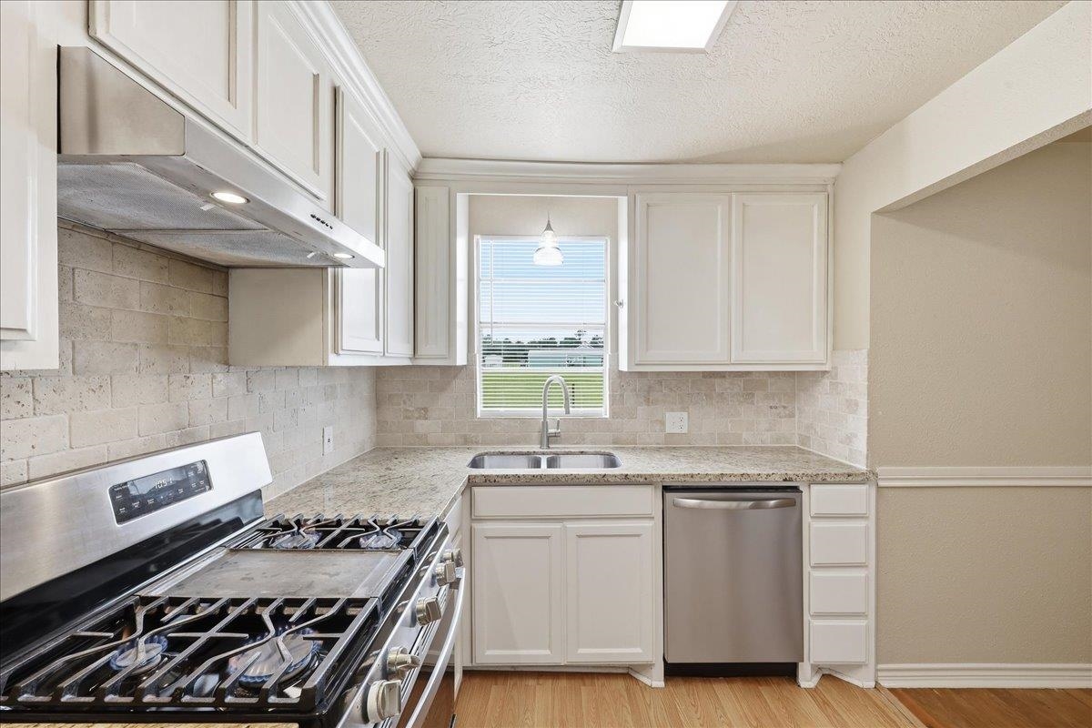 17261 County Line Road Winnie, TX 77665 - Photo 8 of 30