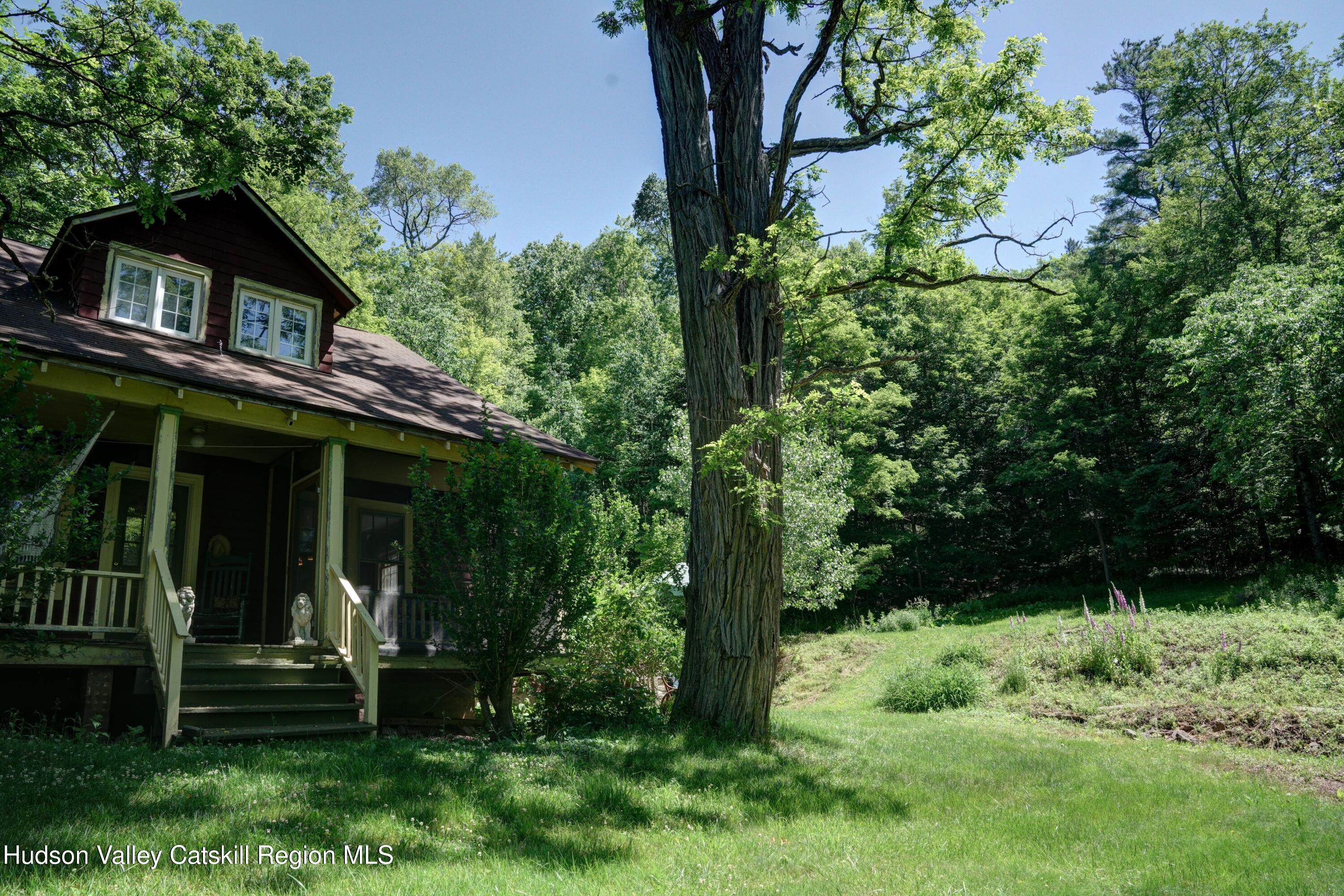 22 Park Road Chichester, NY 12416 - Photo 7 of 24 DSC08316_hdr