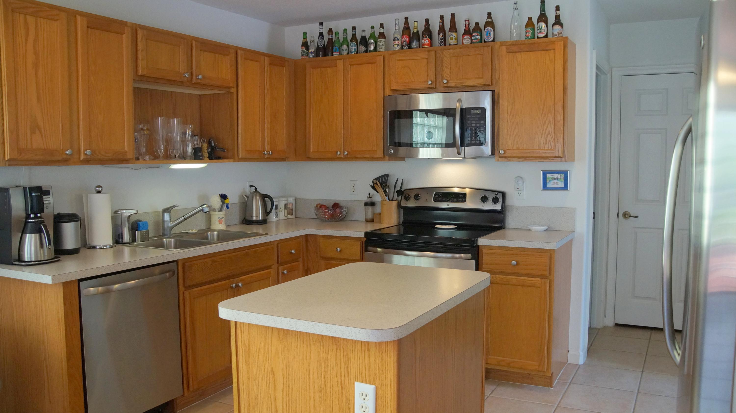 2135 Little Torch Street Riviera Beach, FL 33407 - Photo 9 of 31 9