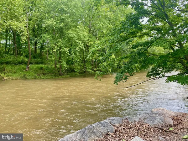 a view of a lake view