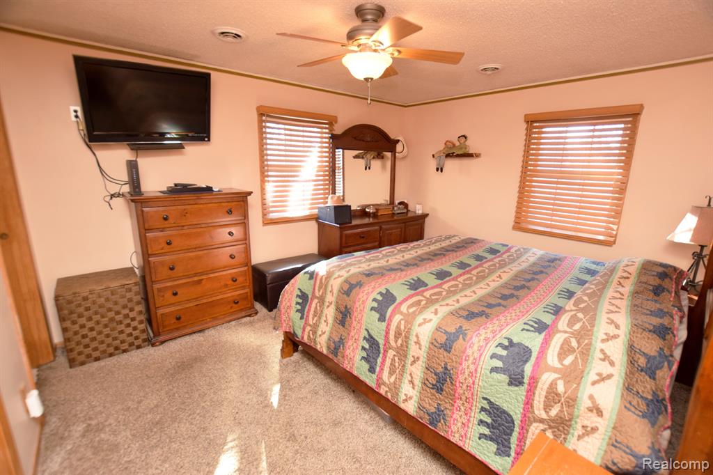 5190 Duffield Road Flushing, MI 48433 - Photo 12 of 38