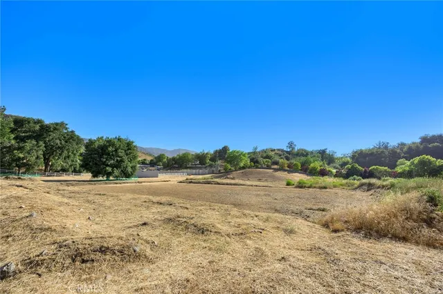 $1,100,000 | 15625 Warm Springs Drive, Canyon Country, CA 91387