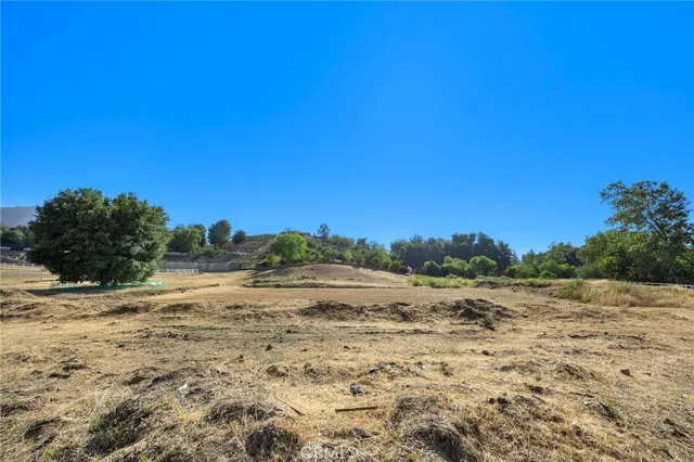 $1,100,000 | 15625 Warm Springs Drive, Canyon Country, CA 91387
