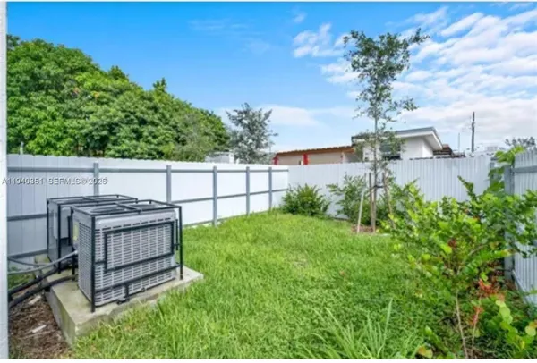 $3,200 | 1831 Northwest 67th Street, Unit 2, Miami, FL 33147