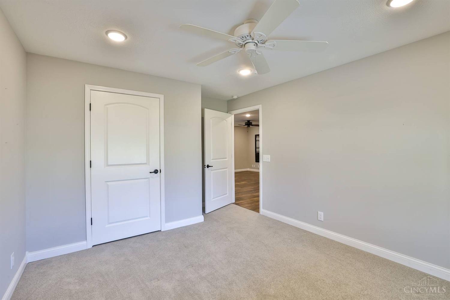 203 6th Street Rising Sun, IN 47040 - Photo 20 of 37
