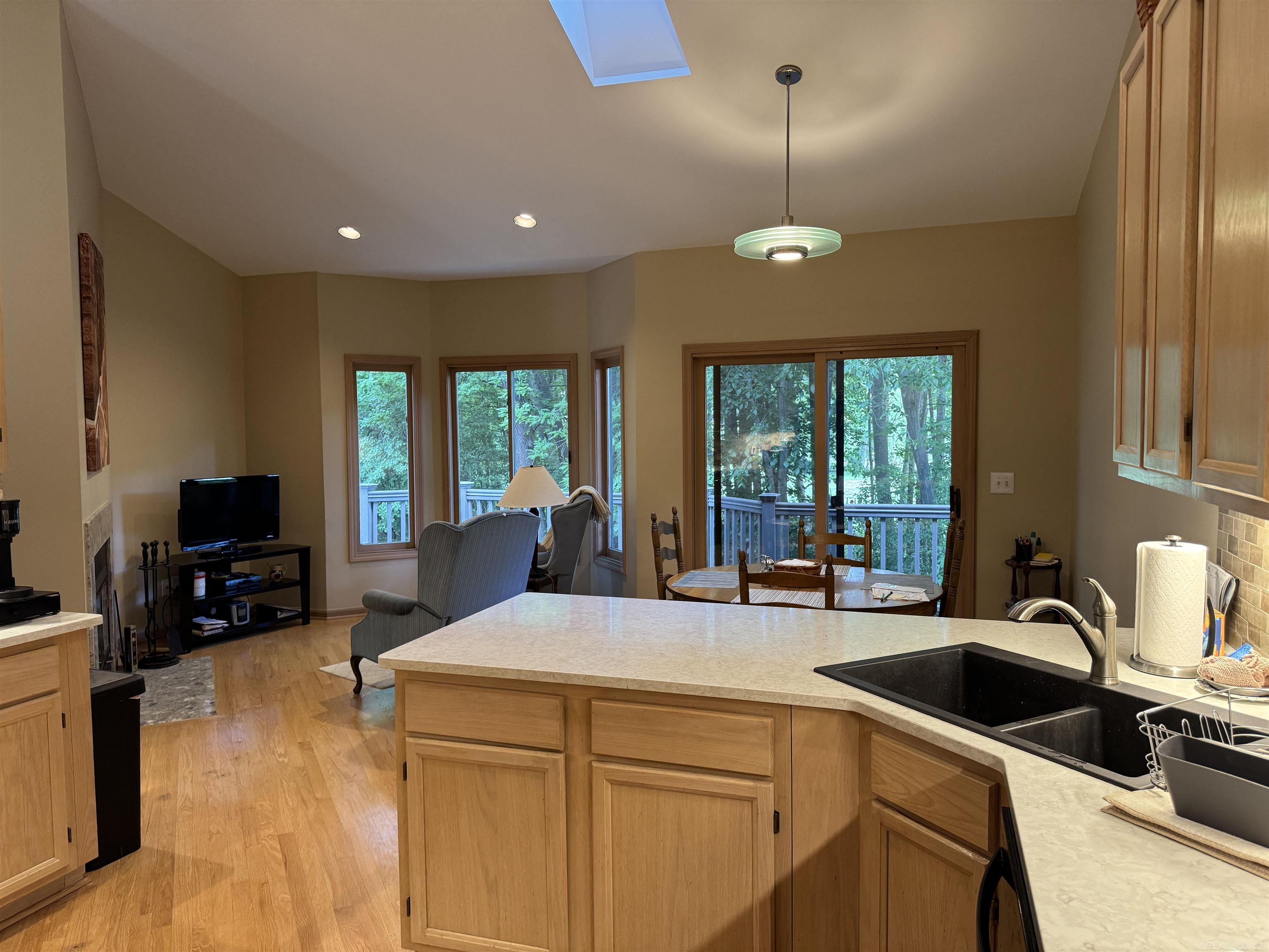 3375 Fairgrove Terrace, Unit #27 Rochester Hills, MI 48309 - Photo 23 of 41