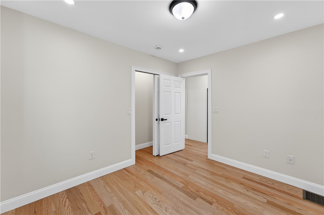 136 Houston Street Providence, RI 02905 - Photo 12 of 36