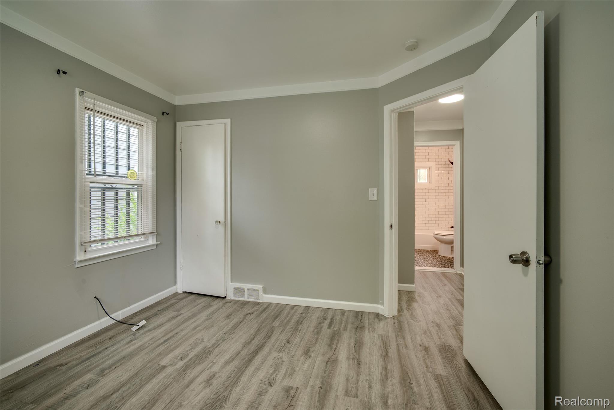 3149 Poplar Avenue Warren, MI 48091 - Photo 16 of 26 16.jpg