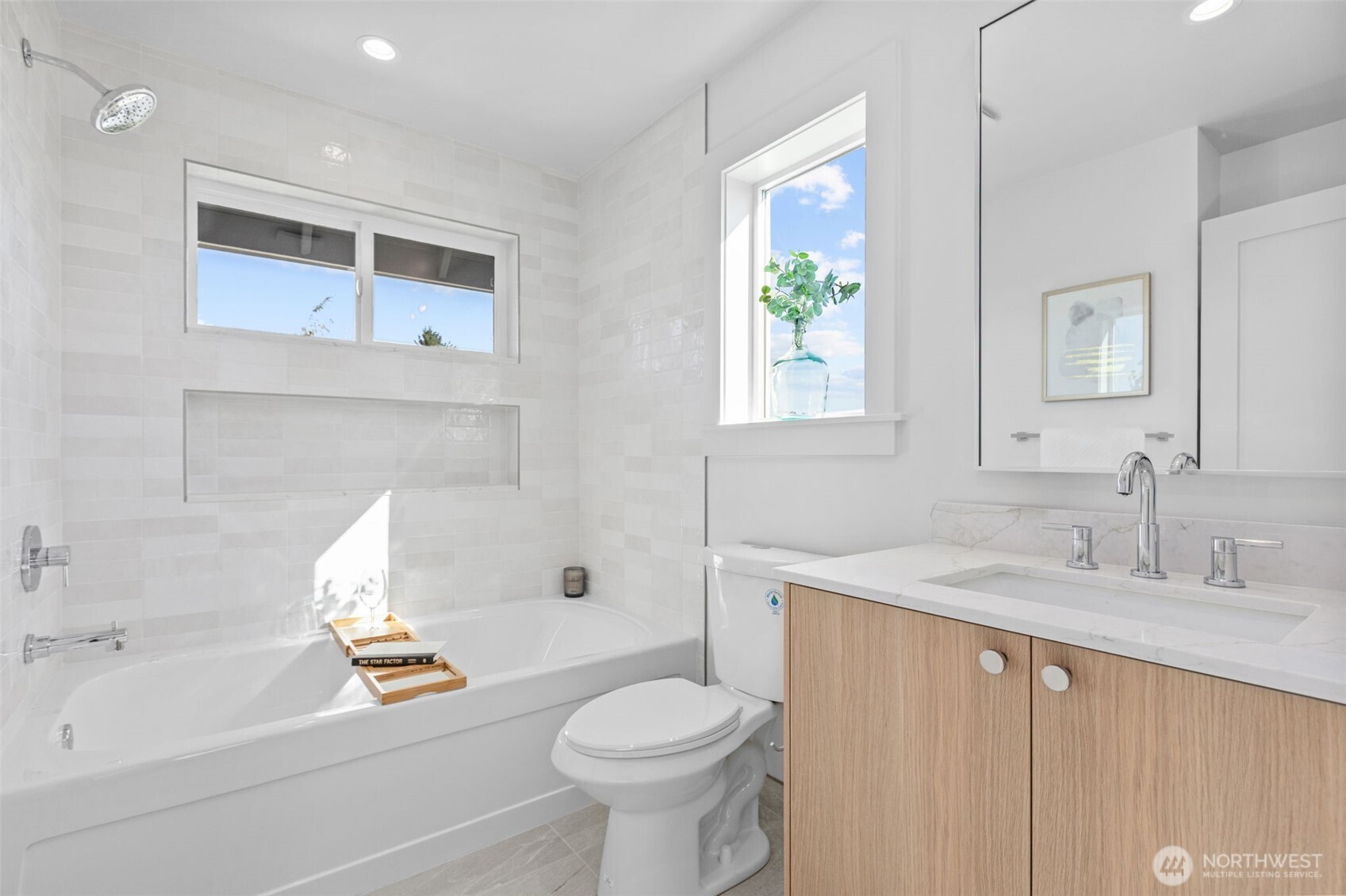 7350 22nd Avenue Northwest Seattle, WA 98117 - Photo 20 of 28