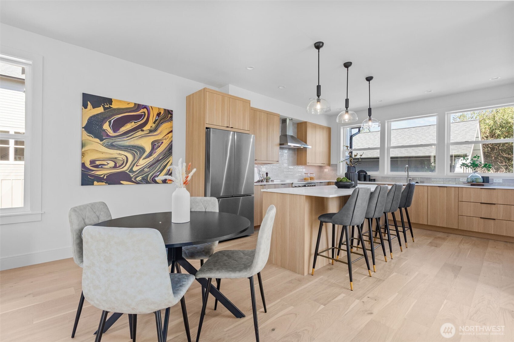 7350 22nd Avenue Northwest Seattle, WA 98117 - Photo 6 of 28