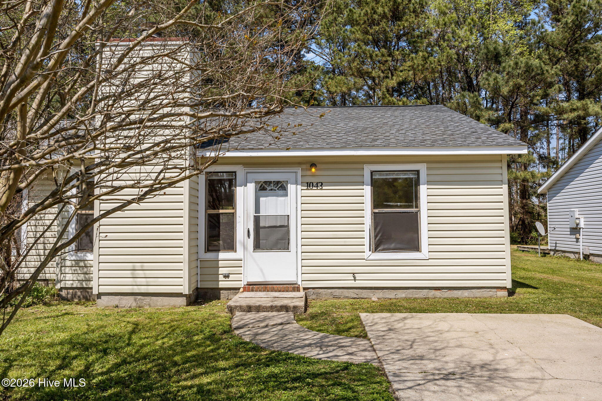 1043 Spring Villa Drive Jacksonville, NC 28540 - Photo 1 of 45 1-web-or-mls-1043 Spring Villa Dr. 87