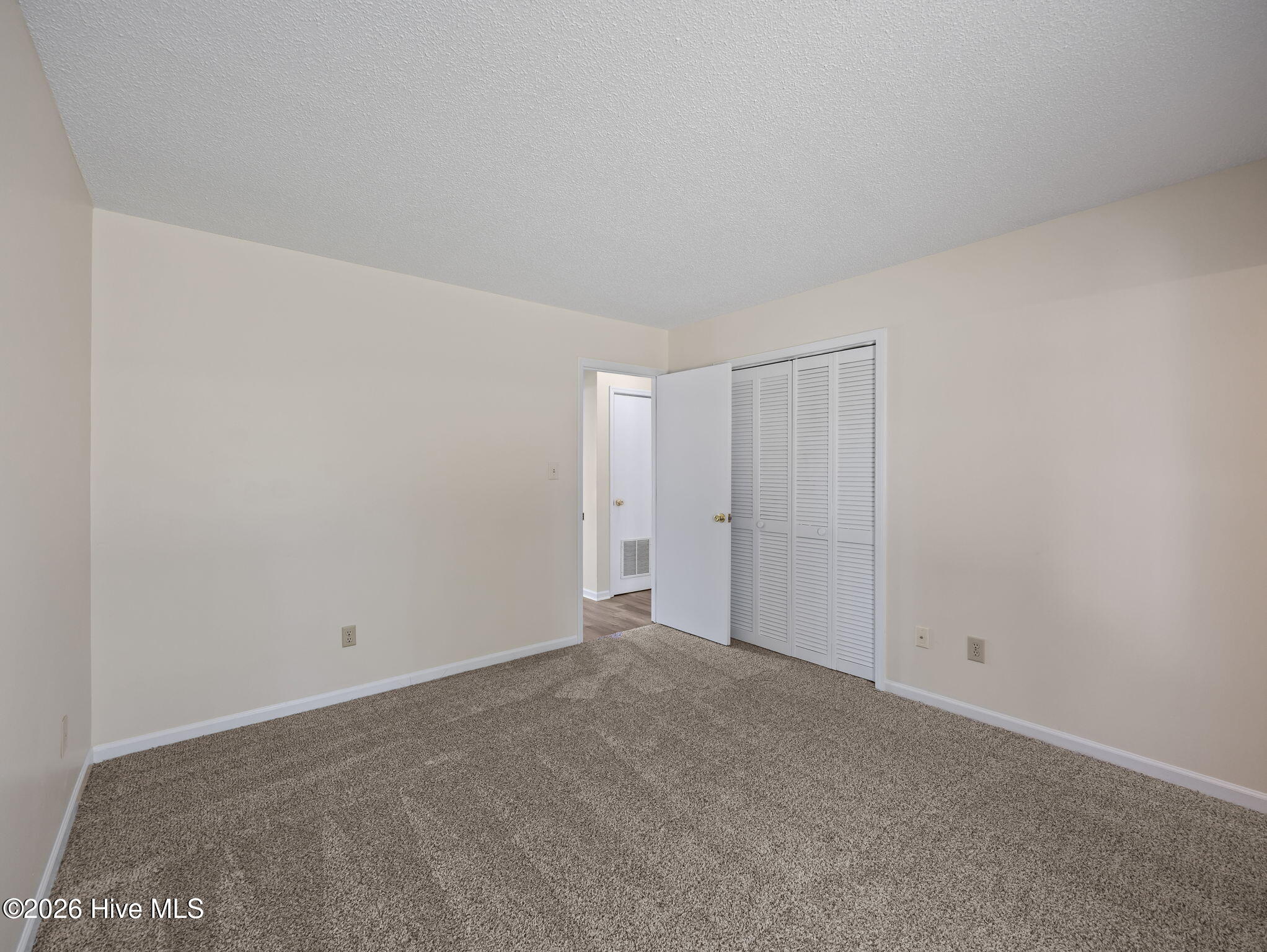 1043 Spring Villa Drive Jacksonville, NC 28540 - Photo 24 of 45 26-web-or-mls-1043 Spring Villa Dr. 61