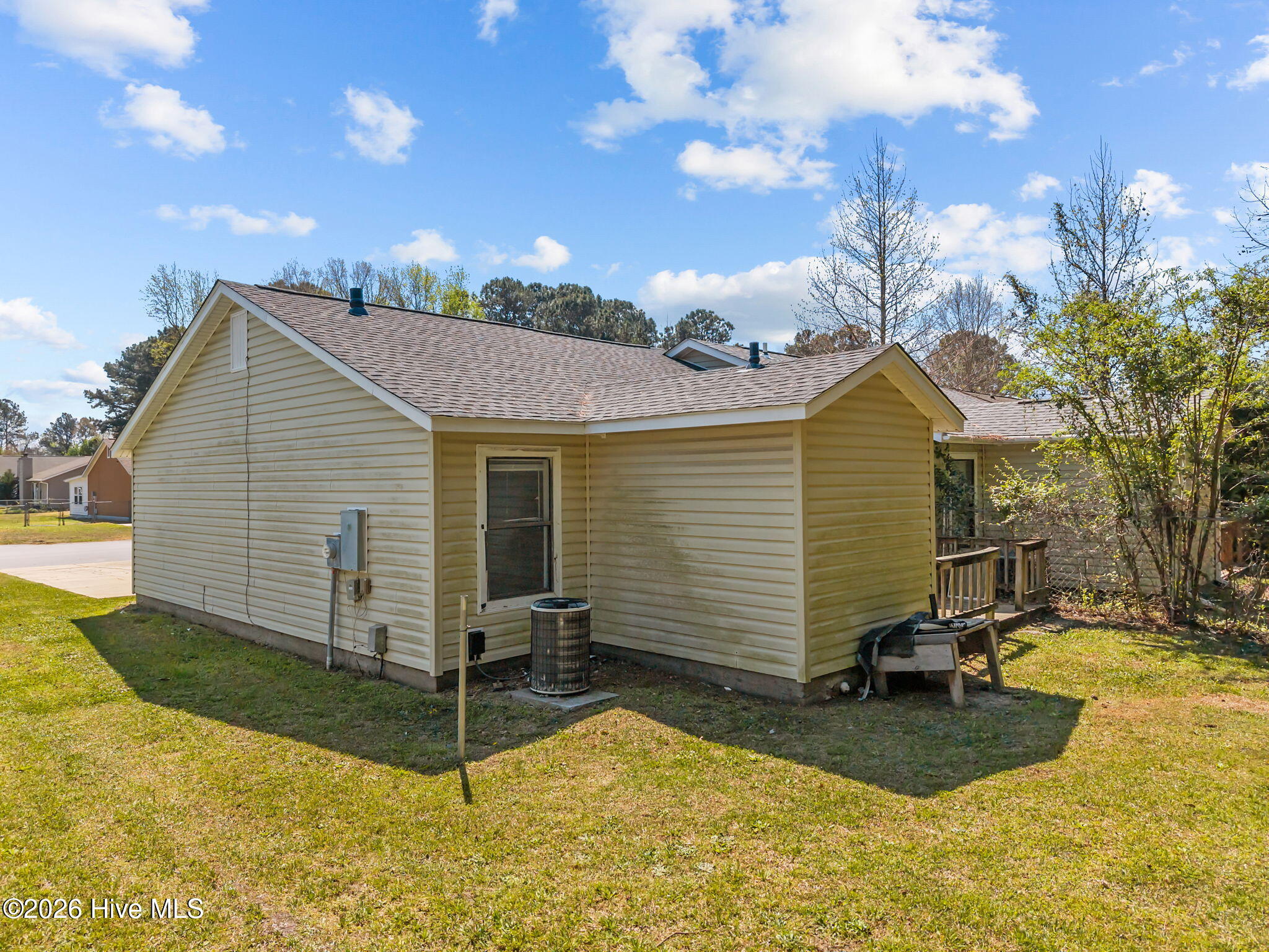 1043 Spring Villa Drive Jacksonville, NC 28540 - Photo 31 of 45 33-web-or-mls-1043 Spring Villa Dr. 78