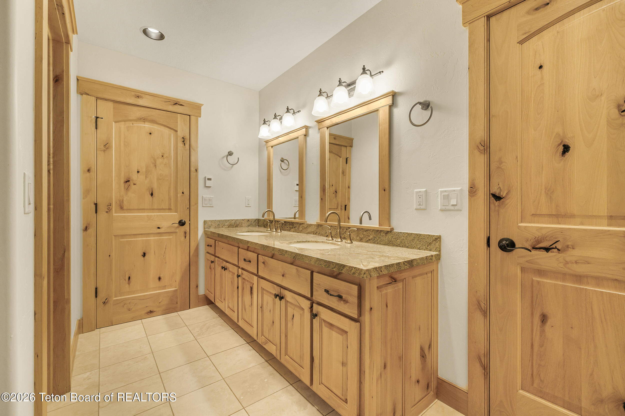 8157 Ripplinger Road Driggs, ID 83422 - Photo 27 of 44 Lower Level Bath