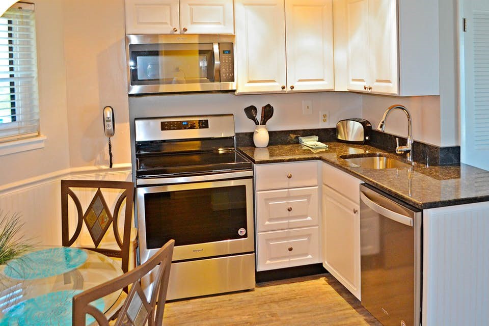 375 Plantation Road, Unit 5801 Gulf Shores, AL 36542 - Photo 5 of 9 Kitchen