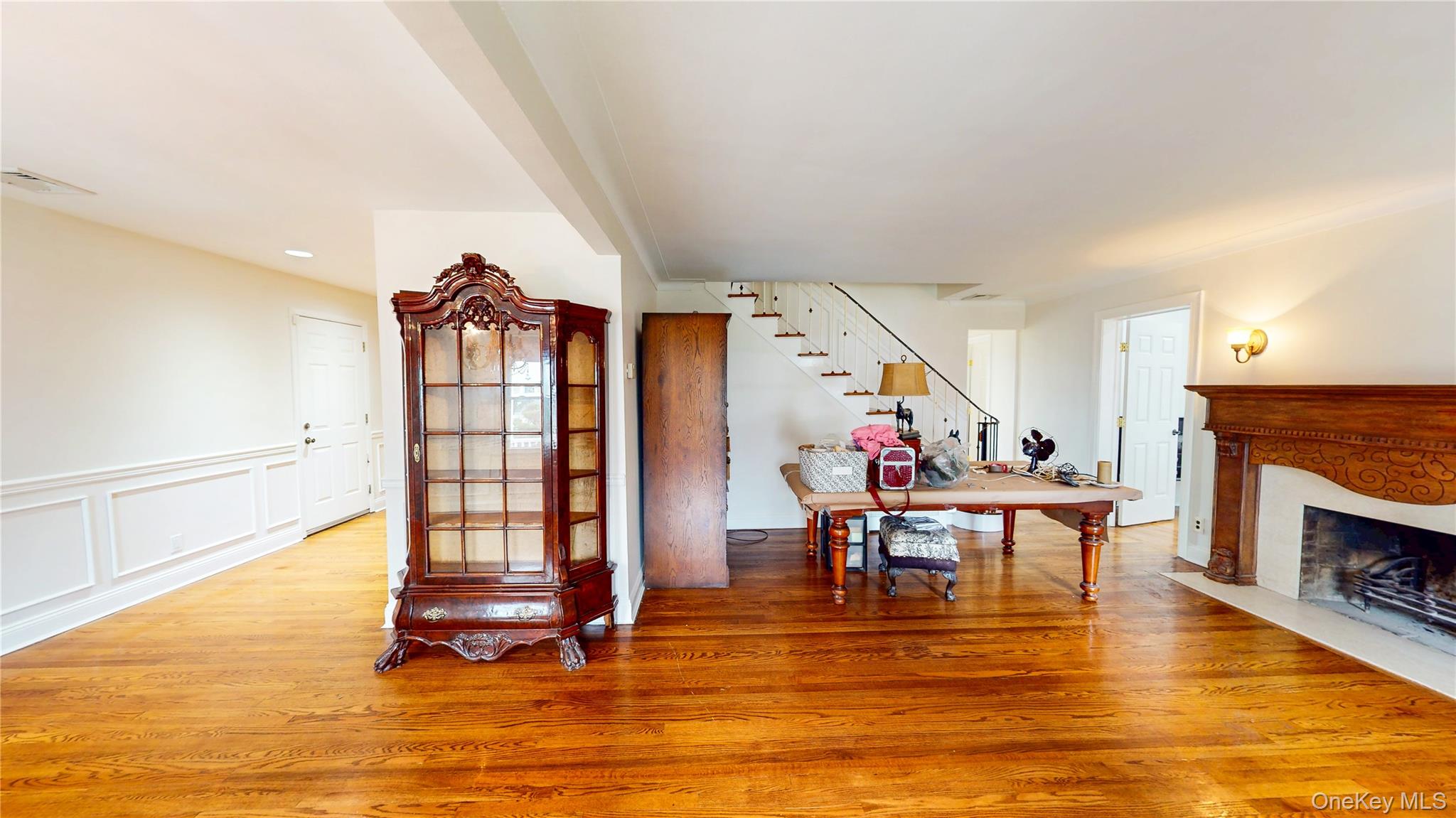 11 East Webster Street Merrick, NY 11566 - Photo 3 of 16