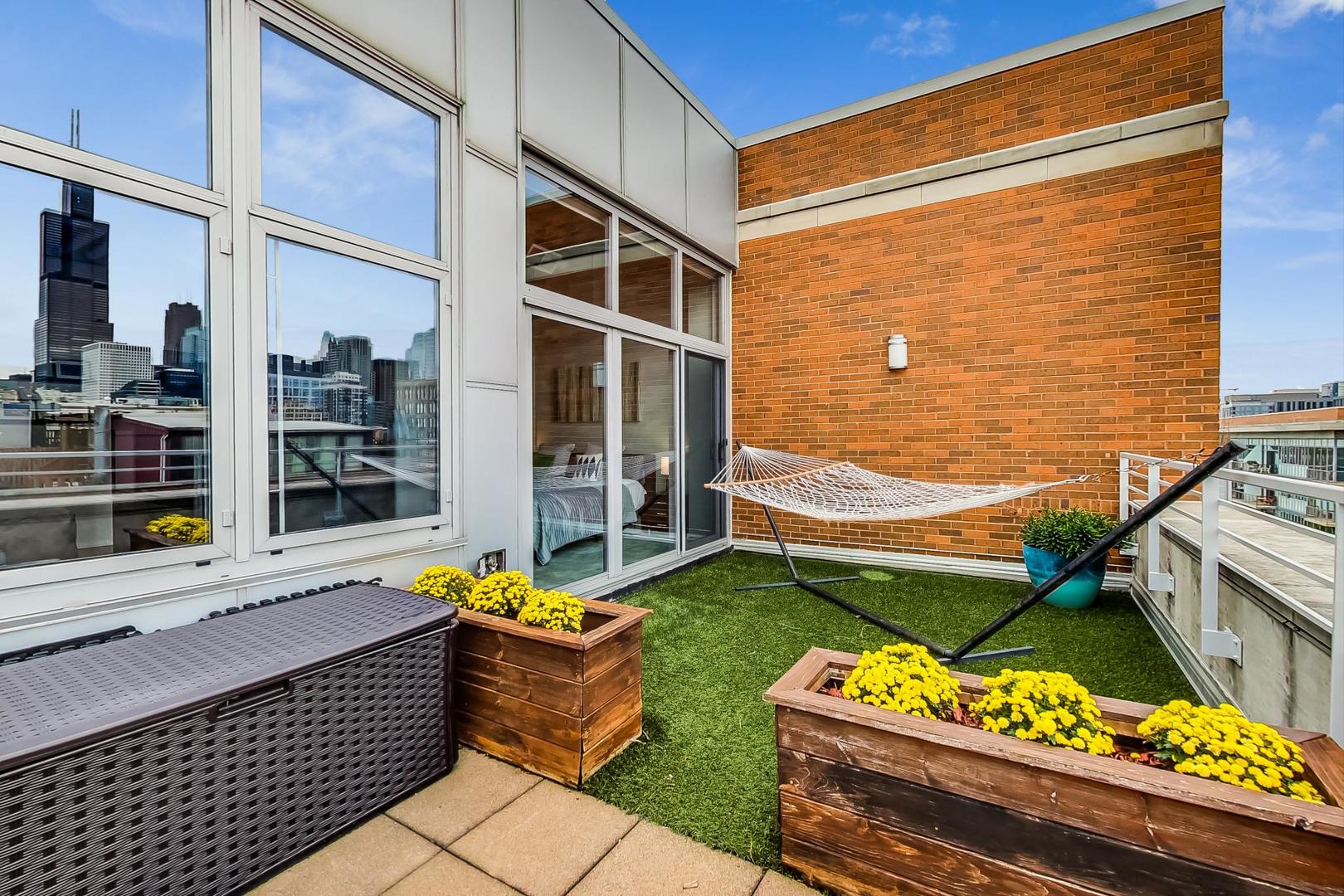 933 West Van Buren Street, Unit 903 Chicago, IL 60607 - Photo 13 of 50 a view of outdoor space with seating area
