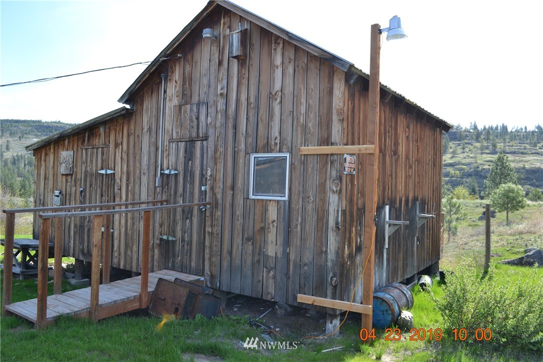 49 Overland Road South Oroville, WA 98844 - Photo 9 of 18 Gallery Image 9