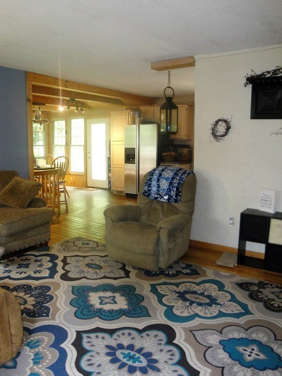 240 Arnold Road Sturbridge, MA 01518 - Photo 8 of 27