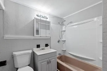$1,150,000 | 42-44 Summer Street, Leominster, MA 01453