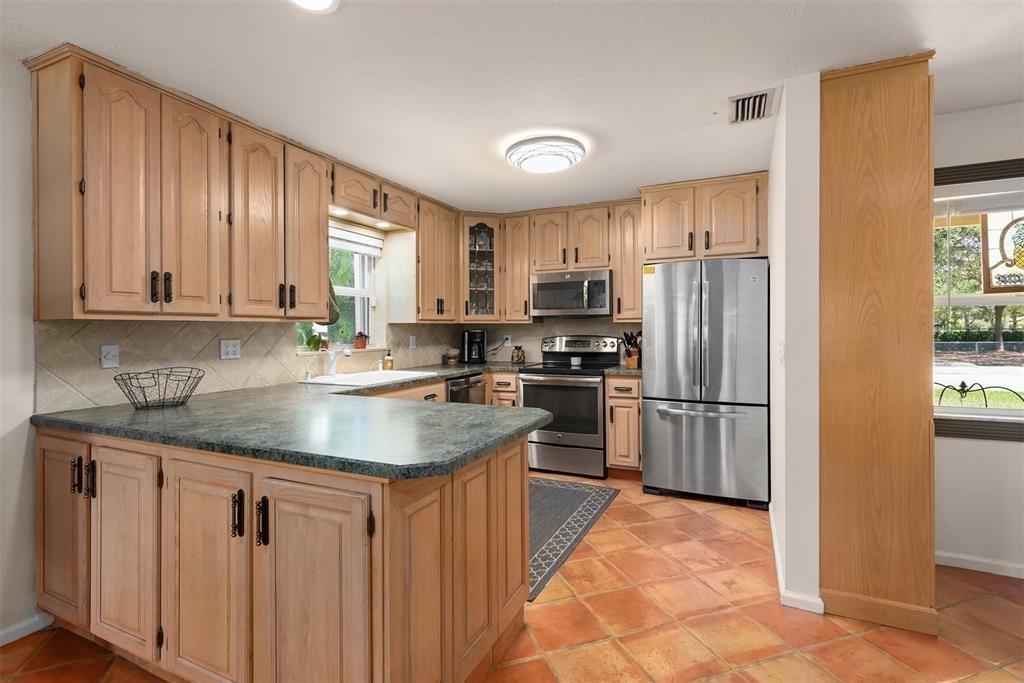 8590 Northwest 38th Drive Coral Springs, FL 33065 - Photo 3 of 11