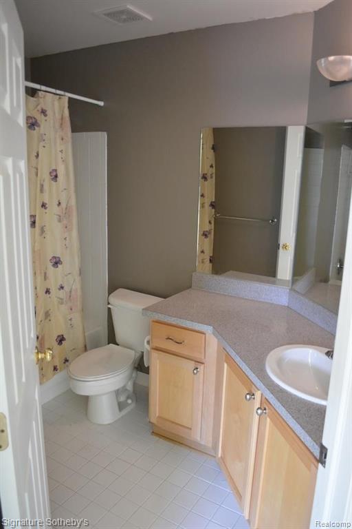 41737 Mitchell Road, Unit 72 Novi, MI 48377 - Photo 5 of 9