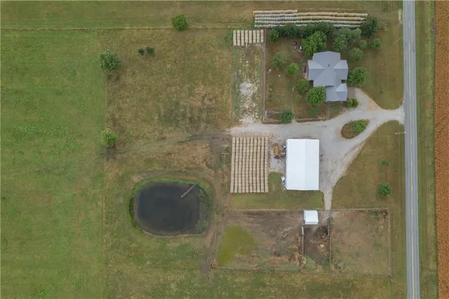 $1,290,000 | 619 North N Highway, Lamar, MO 64759
