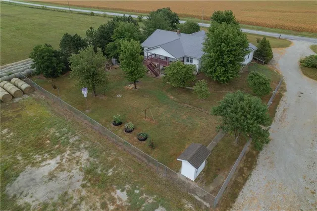 $1,290,000 | 619 North N Highway, Lamar, MO 64759