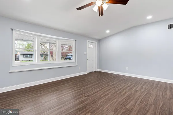 $359,900 | 4 Martell Road, Newark, DE 19713