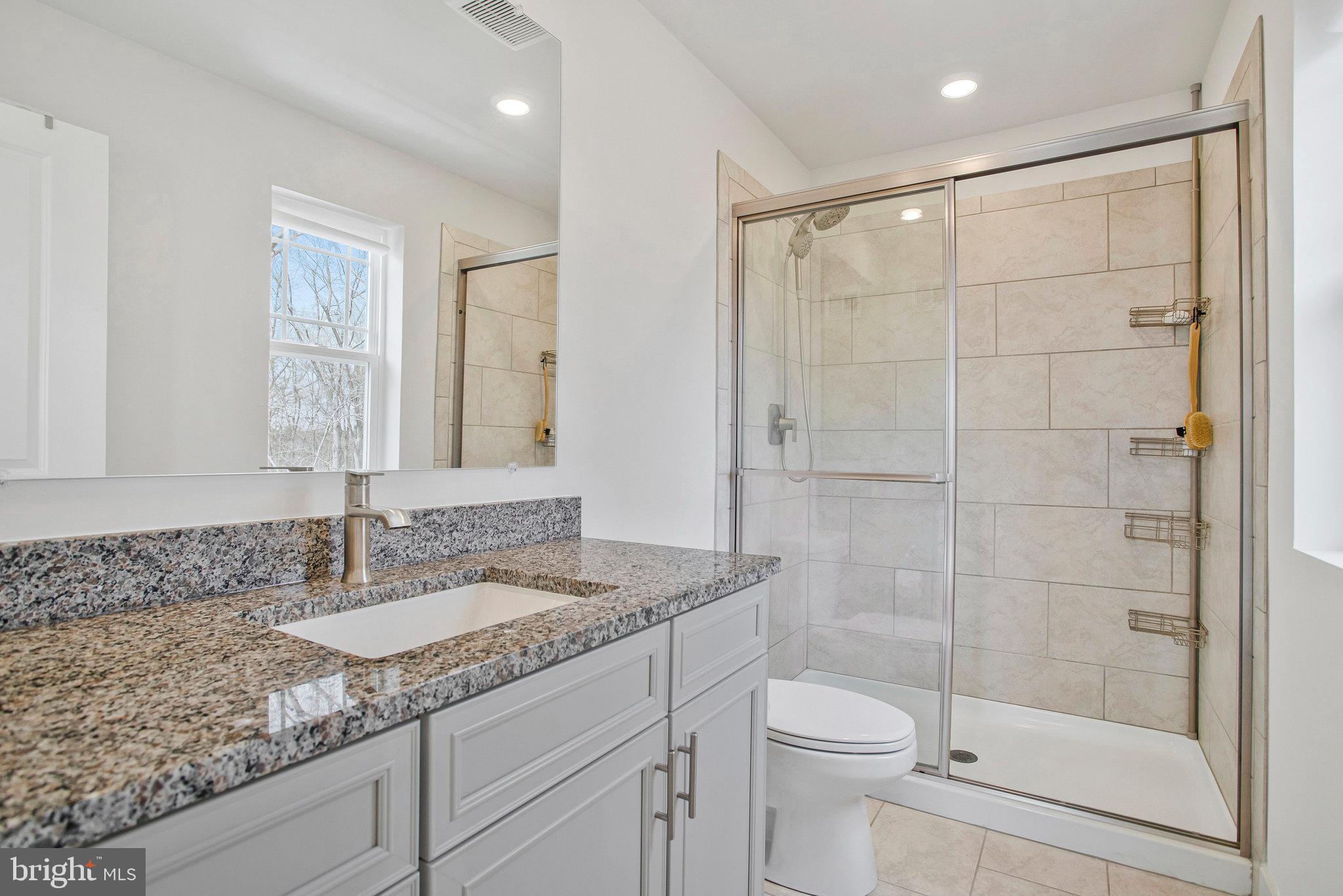 334 Sweetbay Road Essex, MD 21221 - Photo 15 of 23 Gallery Image 15
